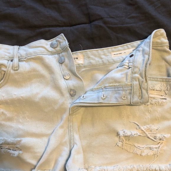 PACsun mid rise denim shorts light wash 4 button - Picture 3 of 5
